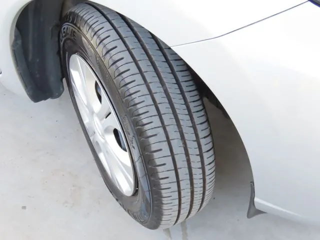 ノート（ニッサン）の車両写真