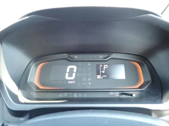 ミラ　イース（ダイハツ）の車両写真