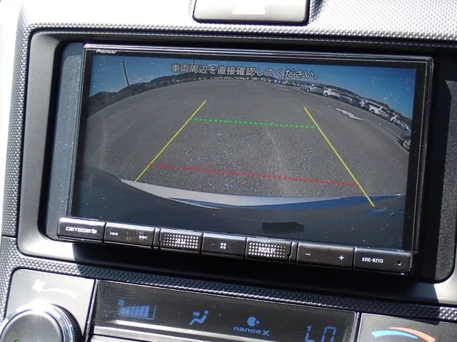 トヨタ　カローラフィールダー　ハイブリッド