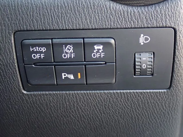 マツダ　デミオ