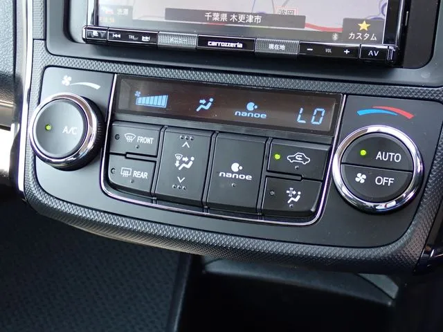 トヨタ カローラアクシオ ハイブリッド