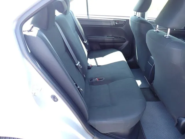 トヨタ カローラアクシオ ハイブリッド