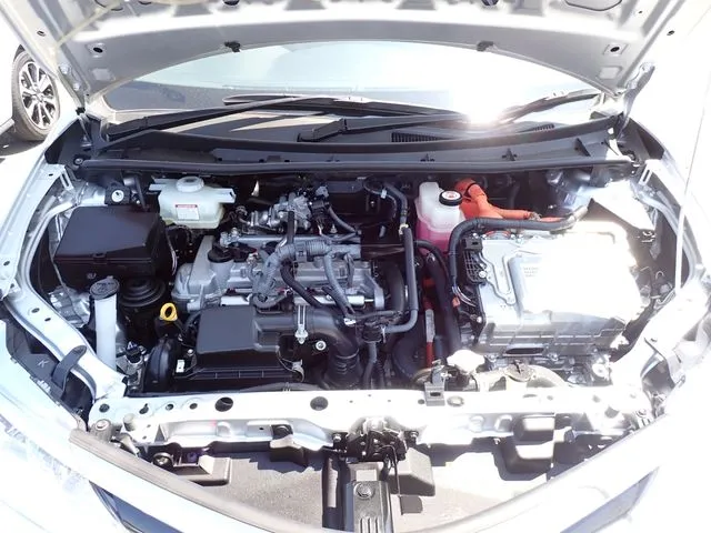 トヨタ カローラアクシオ ハイブリッド