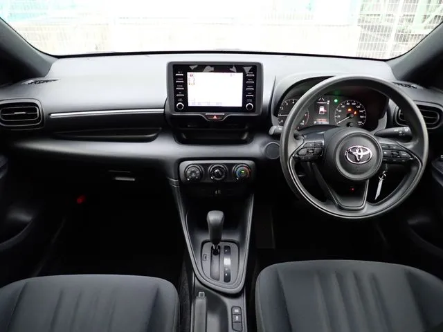 トヨタ　ヤリス