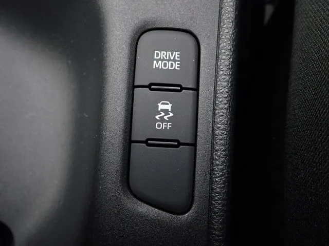 トヨタ　ヤリス