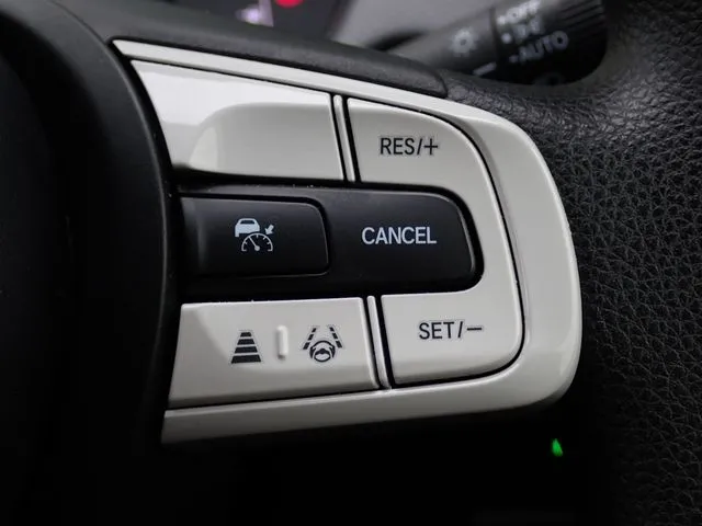 ホンダ　フィット　ｅ：ＨＥＶ