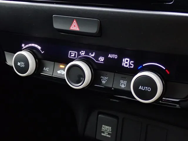 ホンダ　フィット　ｅ：ＨＥＶ