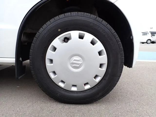 エブリイバン（スズキ）の車両写真