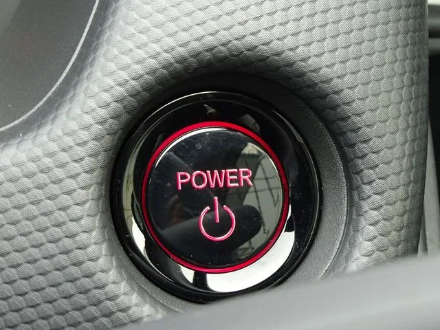 ホンダ　フィット　ｅ：ＨＥＶ