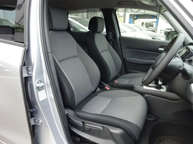 ホンダ　フィット　ｅ：ＨＥＶ