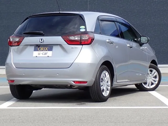 ホンダ　フィット　ｅ：ＨＥＶ