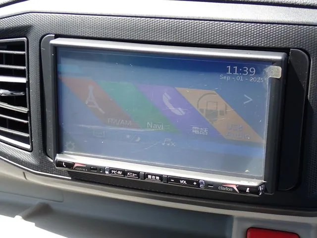 ミラ イース(ダイハツ)の車両写真