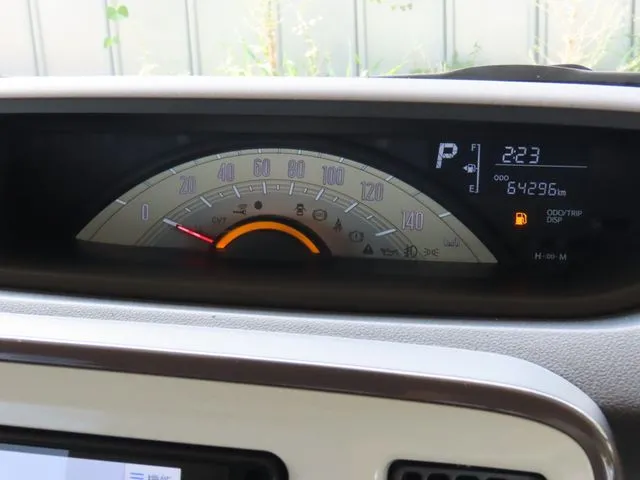 ダイハツ ムーヴ キャンバス