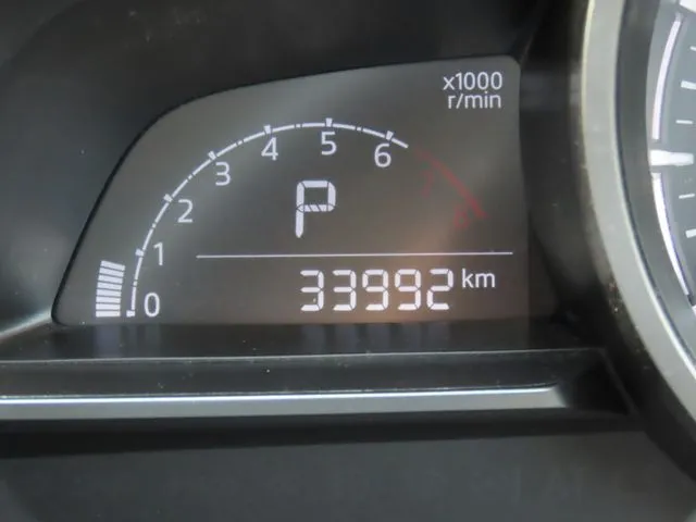 ＭＡＺＤＡ２（マツダ）の車両写真