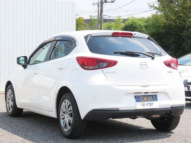 ＭＡＺＤＡ２（マツダ）の車両写真