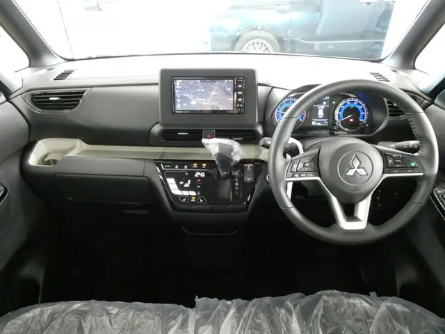 デリカ　ミニ（ミツビシ）の車両写真