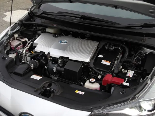 トヨタ　プリウス