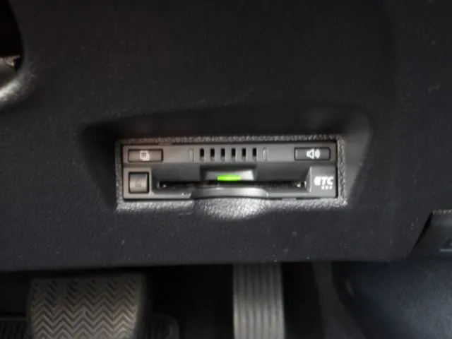 トヨタ　プリウス