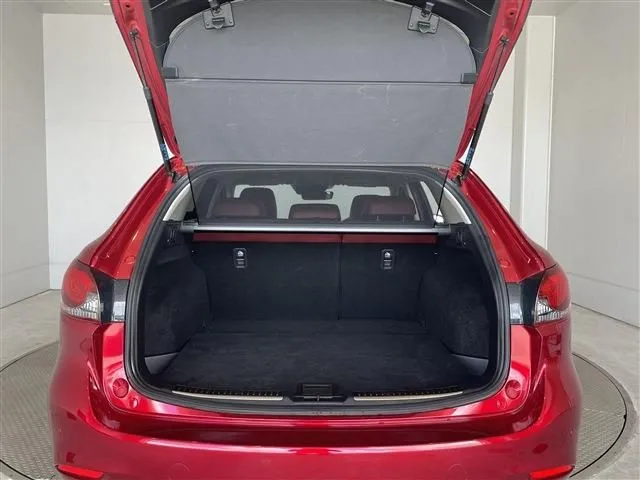 マツダ　ＭＡＺＤＡ６　ワゴン