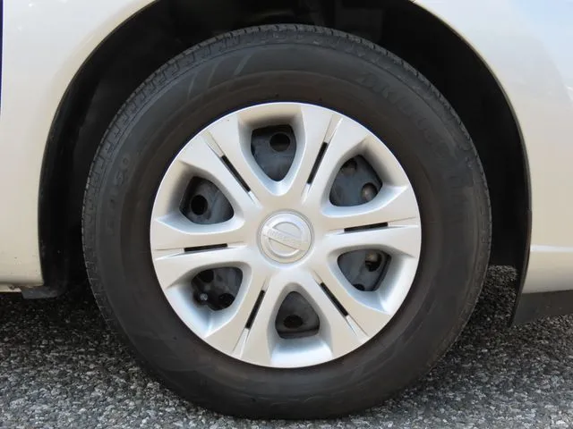 ニッサン　ノート