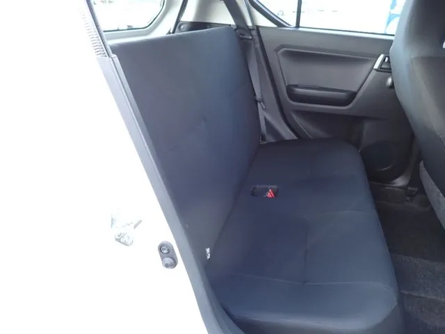 ミラ　イース（ダイハツ）の車両写真