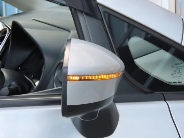 ニッサン　ノート
