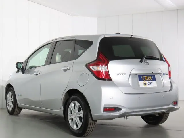 ノート（ニッサン）の車両写真