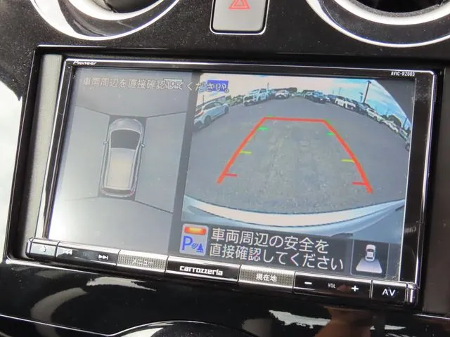 ノート（ニッサン）の車両写真