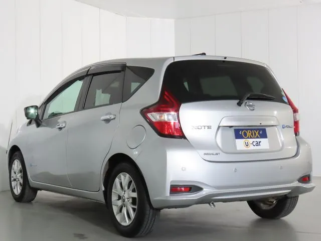 ニッサン　ノート