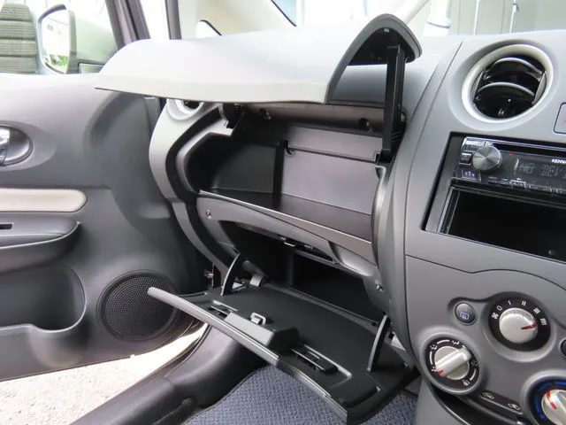 ノート（ニッサン）の車両写真