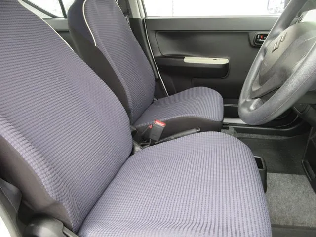 アルト　４ＷＤ（スズキ）の車両写真