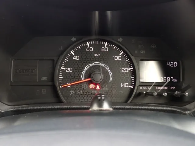 ダイハツ タフト