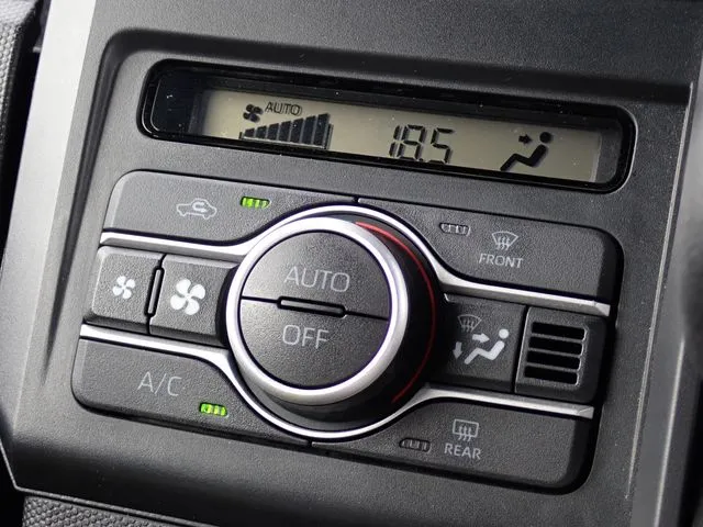 ダイハツ タフト