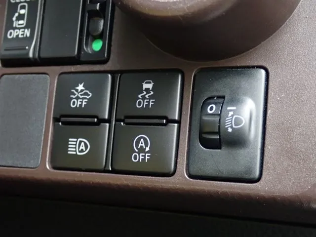 スバル　ジャスティ