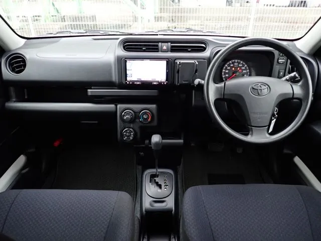 プロボックスバン　４ＷＤ（トヨタ）の車両写真