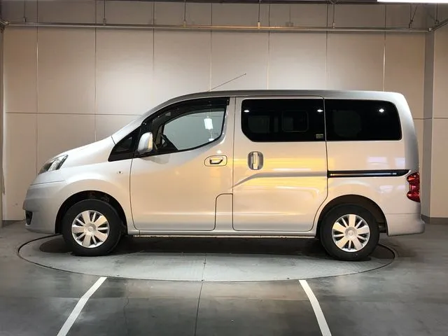 ニッサン　ＮＶ２００バネットワゴン