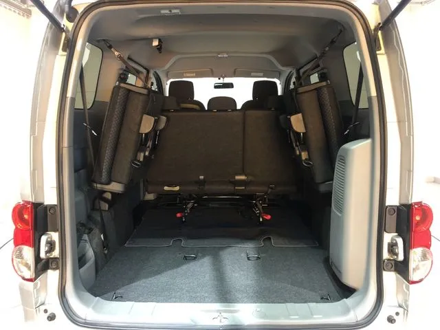 ニッサン　ＮＶ２００バネットワゴン