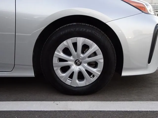 プリウス(トヨタ)の車両写真