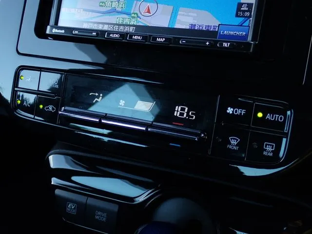 プリウス(トヨタ)の車両写真