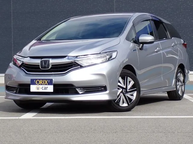 ホンダ　シャトル　ハイブリッド