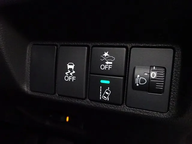 ホンダ　シャトル　ハイブリッド