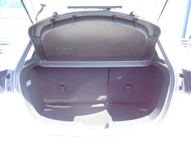 ＭＡＺＤＡ２（マツダ）の車両写真