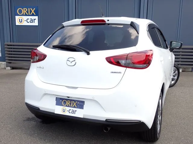 ＭＡＺＤＡ２（マツダ）の車両写真