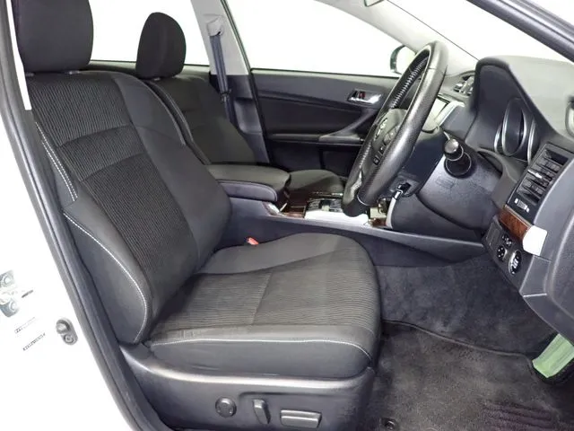 トヨタ　マークＸ