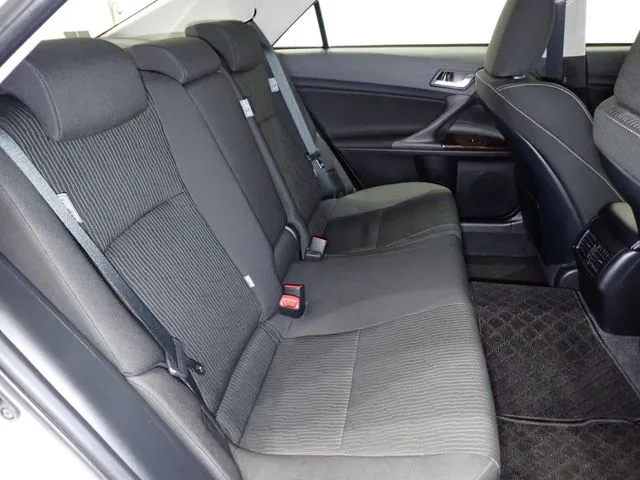 トヨタ　マークＸ