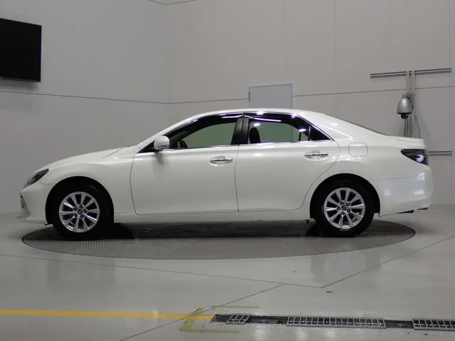 トヨタ　マークＸ