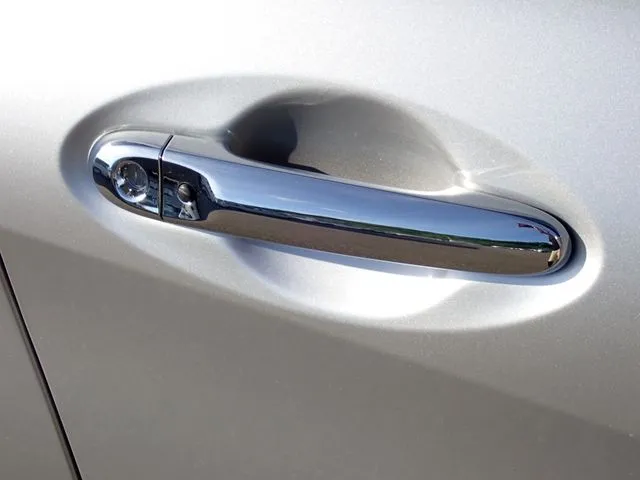 ニッサン　ノート