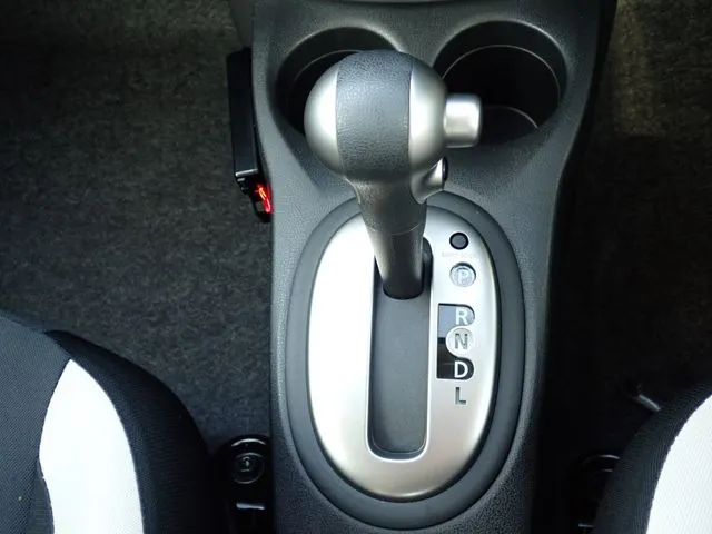 ニッサン　ノート