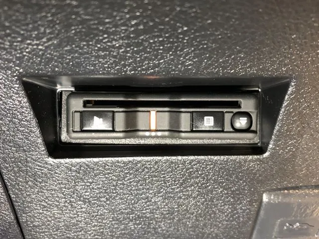 トヨタ　カローラフィールダー　４ＷＤ