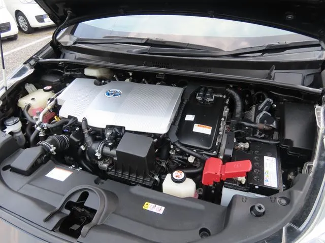 プリウス（トヨタ）の車両写真